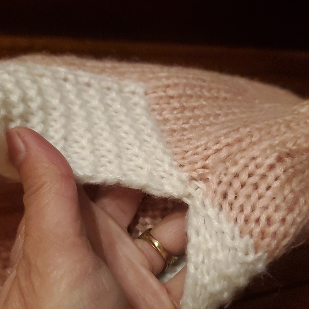 PINK RIPPLE SIZE XL Pink and White Sweater Vest with Rose Embroidery - Picture 6 of 10